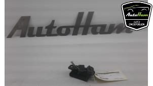 Used Tailgate lock mechanism Volkswagen Golf IV (1J1) 1.4 16V Price € 15,00 Margin scheme offered by AutoHam