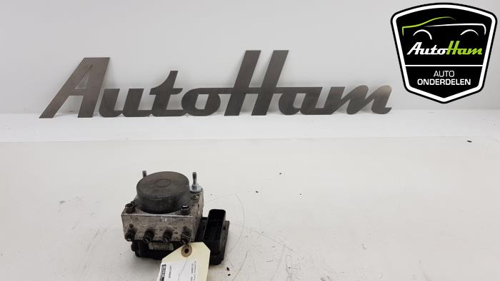 Usagé Bloc ABS Ford Ka II 1.3 TDCi 16V Prix € 90,00 Règlement à la marge proposé par AutoHam