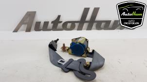 Usagé Ceinture arrière droit Hyundai Getz 1.6i 16V Prix € 35,00 Règlement à la marge proposé par AutoHam