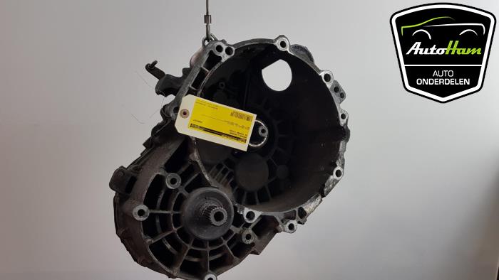 Gearbox from a Volkswagen Touran (1T1/T2) 2.0 TDI 16V 140 2006