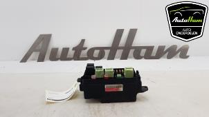 Usagé Boîte à fusibles Mini Mini (R56) 1.4 16V One Prix € 25,00 Règlement à la marge proposé par AutoHam