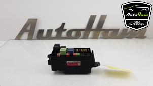 Usagé Boîte à fusibles Mini Mini (R56) 1.6 Cooper D 16V Prix € 30,00 Règlement à la marge proposé par AutoHam