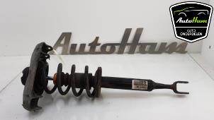 Używane Amortyzator wstrzasów prawy przód Audi A4 Avant (B7) 1.9 TDI Cena € 35,00 Procedura marży oferowane przez AutoHam