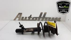 Usagé Amortisseur avant droit Mini Mini Cooper S (R53) 1.6 16V Prix € 35,00 Règlement à la marge proposé par AutoHam