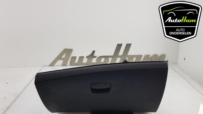 Używane Panel Renault Laguna III (BT) 1.5 dCi 110 Cena € 45,00 Procedura marży oferowane przez AutoHam
