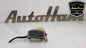 Usagé Résistance chauffage Audi TT (8J3) 2.0 TFSI 16V Prix € 25,00 Règlement à la marge proposé par AutoHam