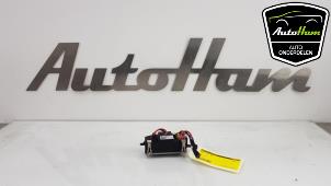 Used Heater resistor Audi TT (8J3) 2.0 TFSI 16V Price € 25,00 Margin scheme offered by AutoHam