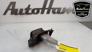 Gebrauchte Getriebe Halterung Ford Fiesta 6 (JA8) 1.4 16V Preis € 25,00 Margenregelung angeboten von AutoHam