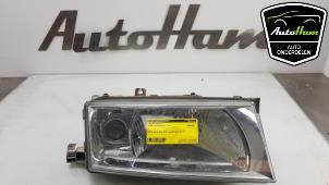 Używane Reflektor prawy Skoda Octavia Combi (1U5) 1.6 Cena € 40,00 Procedura marży oferowane przez AutoHam