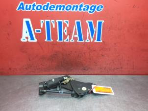 Used Convertible top hinge Citroen C3 Price € 39,99 Margin scheme offered by A-Team Automotive Rotterdam