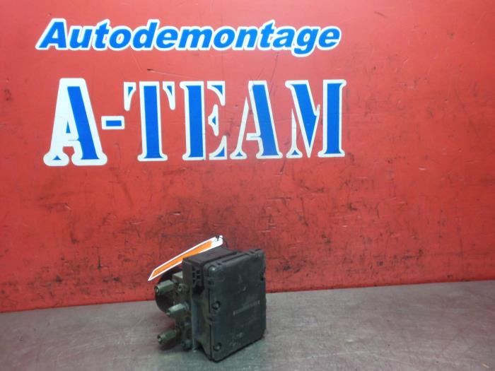Used ABS pump Jaguar S-type (X200) 3.0 V6 24V Price € 49,99 Margin scheme offered by A-Team Automotive