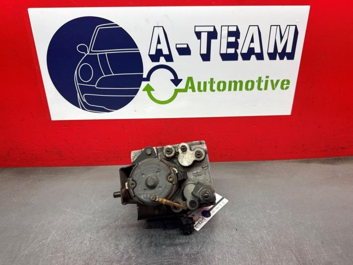 Usagé Bloc ABS BMW 5 serie (E39) 520i 24V Prix € 14,99 Règlement à la marge proposé par A-Team Automotive