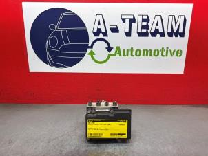 Begagnade ABS-pump Renault Scénic II (JM) 2.0 16V Pris € 24,99 Marginaltabell erbjuds av A-Team Automotive
