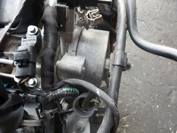 Vacuum pump (diesel) Opel Vivaro 2.0 CDTI 781547B M9RE7