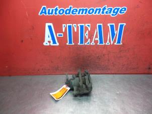 Usagé Etrier de frein (pince) avant droit Toyota Aygo Prix sur demande proposé par A-Team Automotive Rotterdam