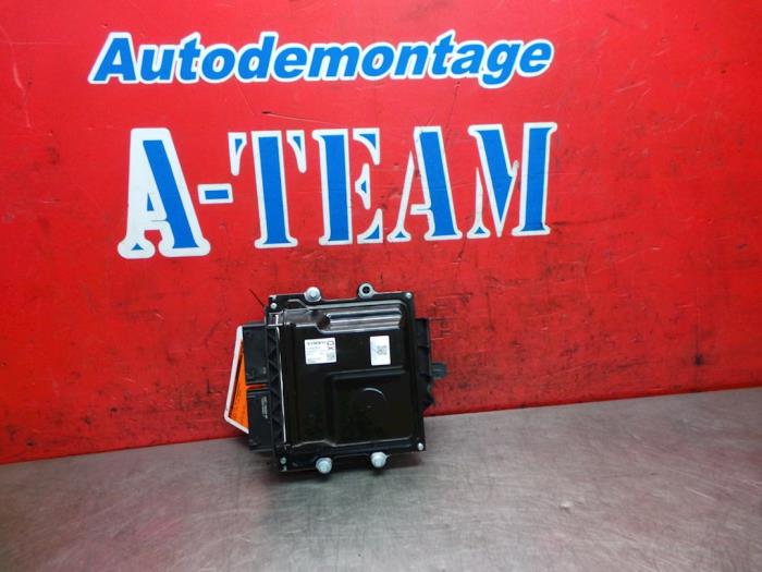 Used Engine management computer Volvo V70 (BW) 2.0 D3 16V Price € 64,99 Margin scheme offered by A-Team Automotive