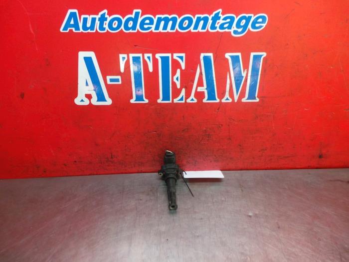 Usagé Broche bobine Ford Mondeo III 1.8 16V SCI Prix € 19,99 Règlement à la marge proposé par A-Team Automotive