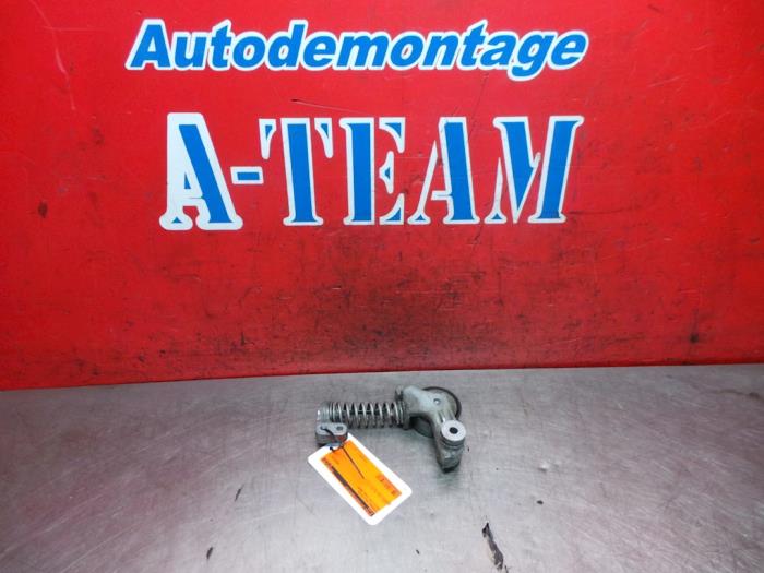 Usados Tensor correa múltiple Volvo V70 (BW) 2.0 D3 16V Precio € 39,99 Norma de margen ofrecido por A-Team Automotive