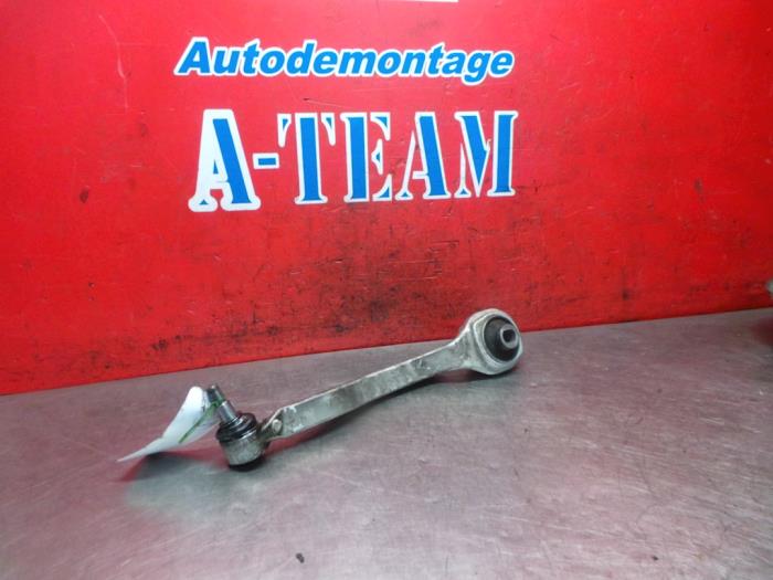Front lower wishbone, left from a Mercedes-Benz E (W211) 5.0 E-500 V8 24V 2005
