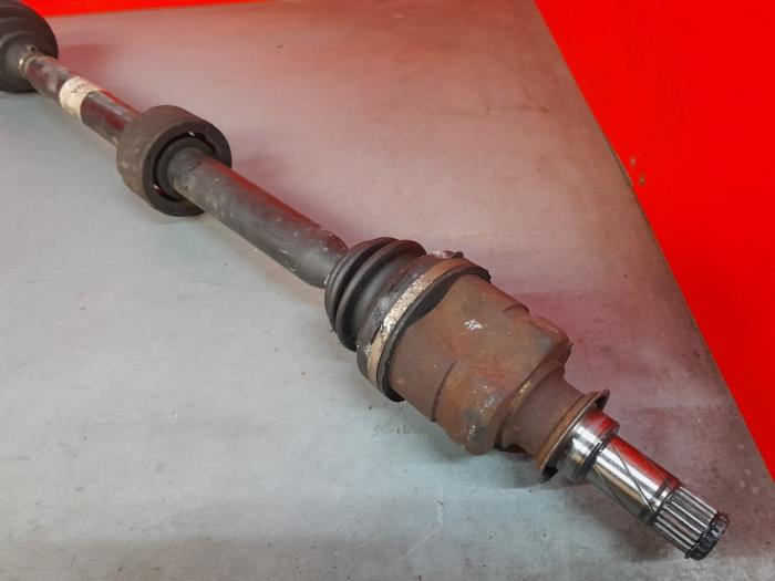 Front drive shaft, right from a Opel Corsa 2008