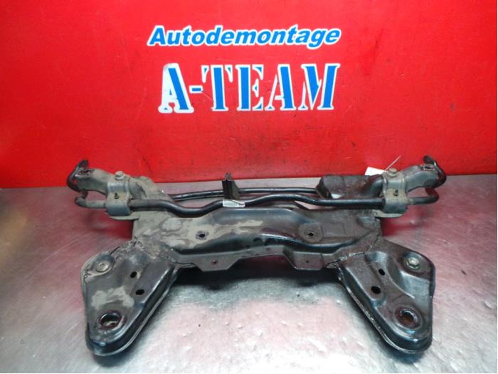 Subframe from a Peugeot 208 I (CA/CC/CK/CL) 1.4 HDi 2012