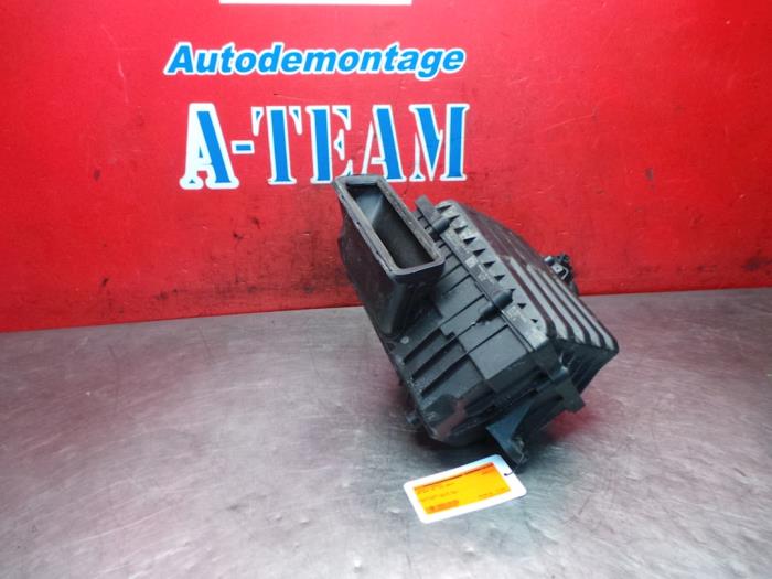 Begagnade Luftfilterhus Volkswagen Golf VII (AUA) 2.0 GTD 16V Pris € 99,99 Marginaltabell erbjuds av A-Team Automotive