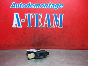 Used Electric window switch Volvo V70 (SW) 2.4 D5 20V Price € 29,99 Margin scheme offered by A-Team Automotive Rotterdam