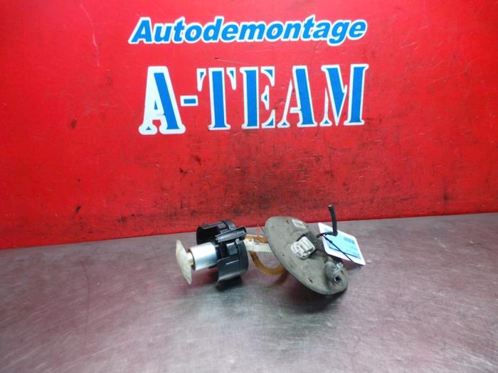 Begagnade Bensinpump BMW 5 serie (E39) 540i 32V Pris € 34,99 Marginaltabell erbjuds av A-Team Automotive