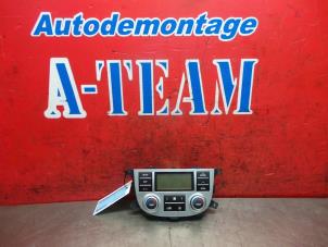 Used Climatronic panel Hyundai Santa Fe II (CM) 2.7 V6 24V 4x2 Price € 69,99 Margin scheme offered by A-Team Automotive Rotterdam