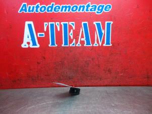 Used Electric window switch BMW 3 serie (E90) 320i 16V Price € 39,99 Margin scheme offered by A-Team Automotive Rotterdam