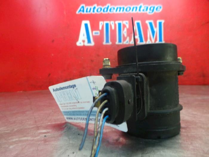 Medidor de masa de aire de un Alfa Romeo 147 (937) 1.9 JTDM 16V 2006