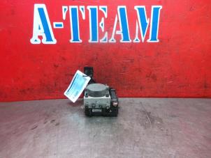 Used ABS pump Renault Clio III (BR/CR) 1.5 dCi 85 Price € 99,99 Margin scheme offered by A-Team Automotive Rotterdam