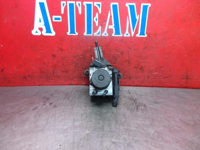 Begagnade ABS-pump Ford Transit 2.2 TDCi 16V Pris € 49,99 Marginaltabell erbjuds av A-Team Automotive