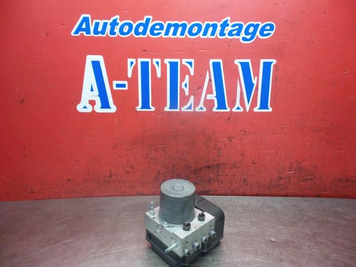 Used ABS pump Peugeot 308 SW (4E/H) 1.6 16V THP 155 Price € 89,99 Margin scheme offered by A-Team Automotive