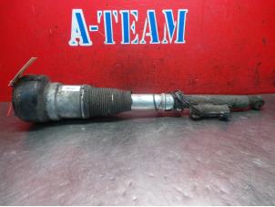 Used Rear shock absorber, right Mercedes S (W221) 3.0 S-320 CDI 24V Price € 225,00 Margin scheme offered by A-Team Automotive Rotterdam
