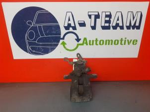 Used Rear brake calliper, right Skoda Octavia (5EAA) 1.6 TDI 16V Price € 25,00 Margin scheme offered by A-Team Automotive Rotterdam