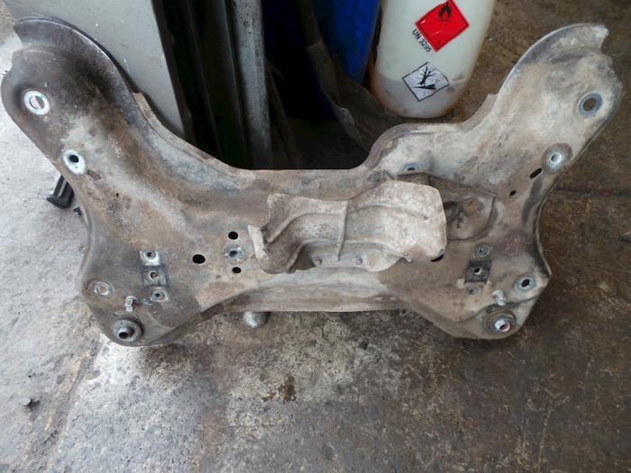 Subframe Opel Vivaro 2.5 Dti 16v - Lj9 - A-team Automotive