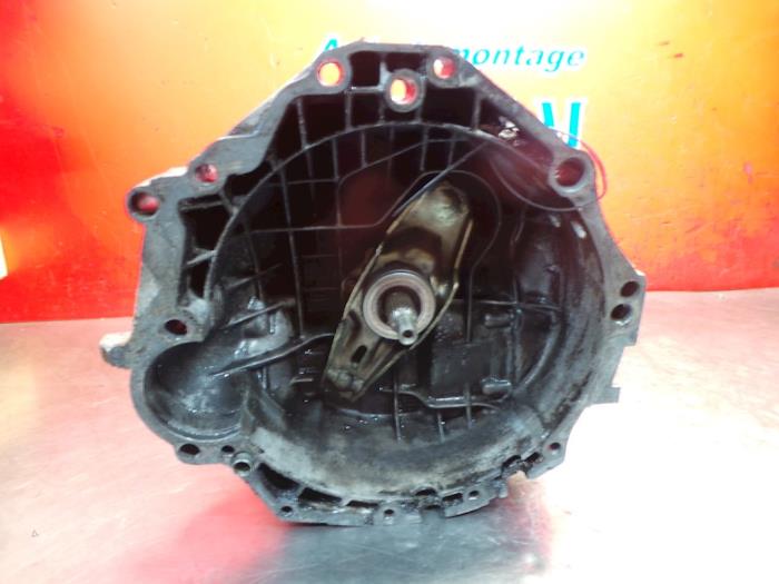 Gearbox from a Audi A4 (B6) 2.0 20V 2001