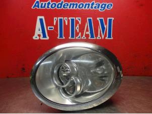 Used Headlight, left BMW Mini One/Cooper (R50) 1.4 16V One Price € 49,99 Margin scheme offered by A-Team Automotive Rotterdam