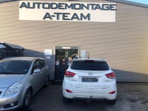 Used Rear shock absorber, left Hyundai iX35 (LM) Price € 19,99 Margin scheme offered by A-Team Automotive Rotterdam