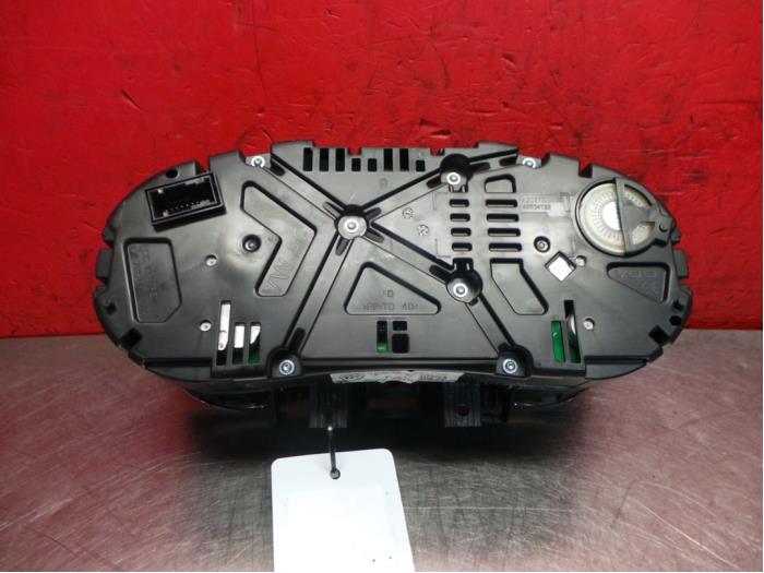 Panel de instrumentación de un Volkswagen Polo V (6R) 1.4 TDI DPF BlueMotion technology 2014