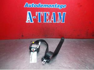 Used Front seatbelt, right Volkswagen Polo IV (9N1/2/3) 1.4 16V 75 Price € 39,99 Margin scheme offered by A-Team Automotive Rotterdam