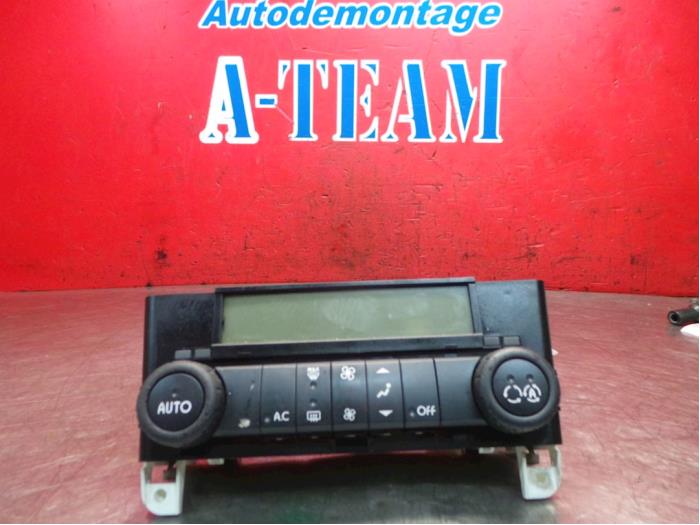 Używane Panel climatronic Renault Laguna II Grandtour (KG) 2.0 16V Cena € 30,00 Procedura marży oferowane przez A-Team Automotive