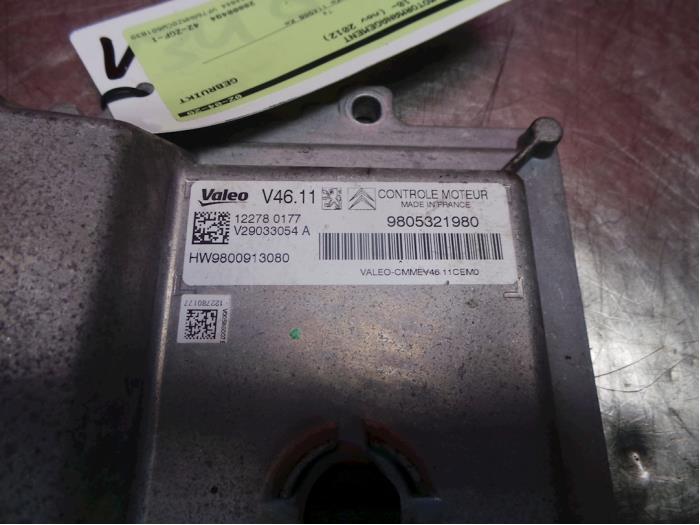 Ordinateur gestion moteur d'un Citroën DS3 (SA) 1.2 12V PureTech 82 2012