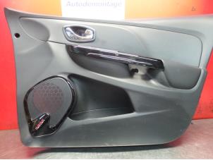 Used Door plate 4-door right front Renault Clio IV (5R) 0.9 Energy TCE 90 12V Price on request offered by A-Team Automotive Rotterdam