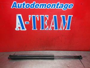Used Set of tailgate gas struts Renault Scénic III (JZ) 1.6 Energy dCi 130 Price € 30,00 Margin scheme offered by A-Team Automotive Rotterdam