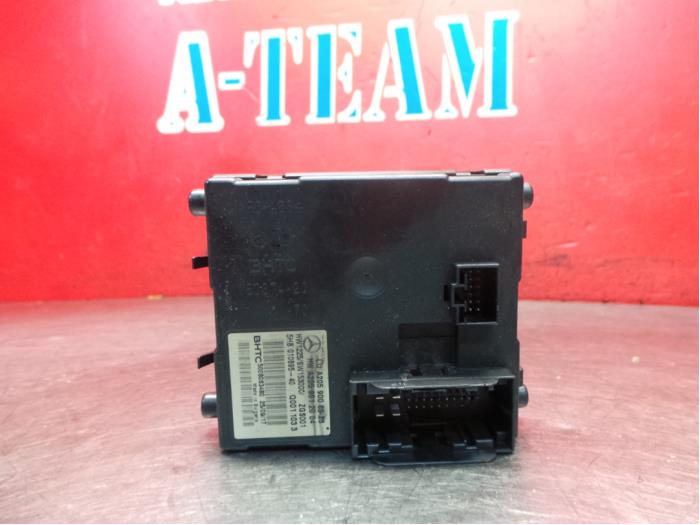 Begagnade Klimatmodul Mercedes C (W205) C-180 1.6 16V Pris € 74,99 Marginaltabell erbjuds av A-Team Automotive