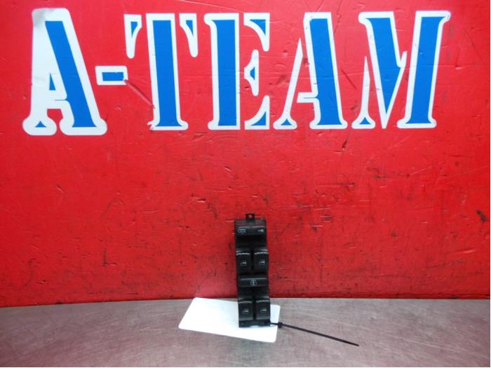 Usados Interruptor de ventanilla eléctrica Volkswagen Golf IV (1J1) 2.0 Precio € 29,99 Norma de margen ofrecido por A-Team Automotive