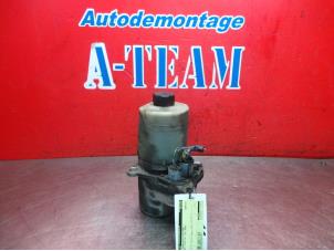 Used Power steering pump Ford Focus 2 Wagon 2.0 TDCi 16V Price € 70,00 Margin scheme offered by A-Team Automotive Rotterdam