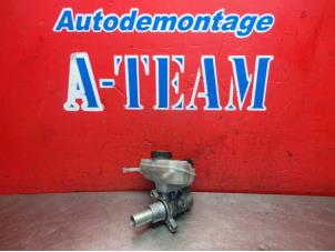 Used Master cylinder Mercedes E (W213) E-220d 2.0 Turbo 16V Price € 44,99 Margin scheme offered by A-Team Automotive Rotterdam
